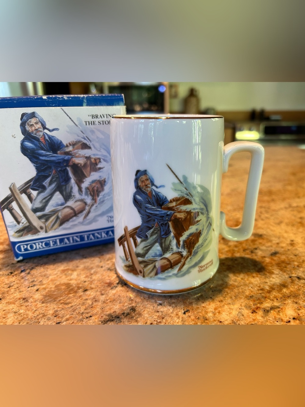 Norman Rockwell Porcelain 12oz Tankard 24K Gold Trim “Braving The Storm” NIB